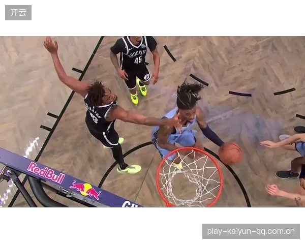 NBA球员比赛前喝奶茶被拍，瞬间引爆网络！