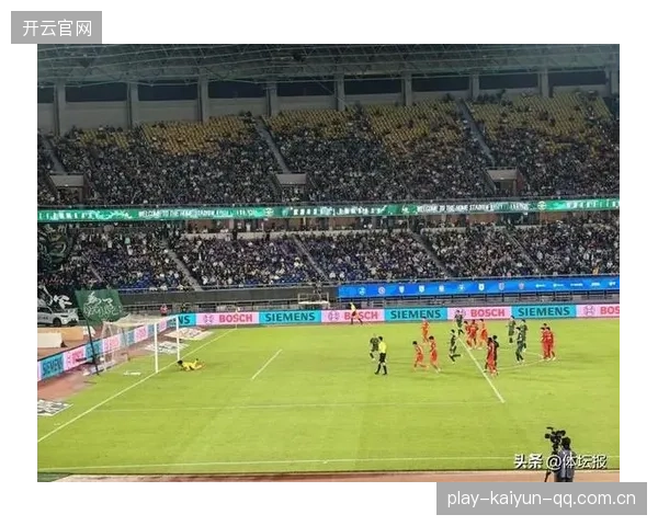 中超精彩对决：绿城主场不敌海港——赛场与心灵的碰撞